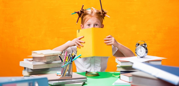Trebaju li djeca učiti čitati i pisati prije škole?