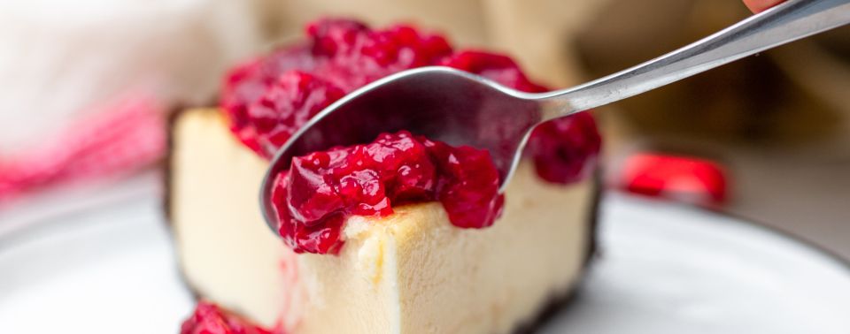 Torta od trešanja sočna je poslastica i neodoljivo fin desert