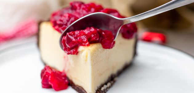 Torta od trešanja sočna je poslastica i neodoljivo fin desert