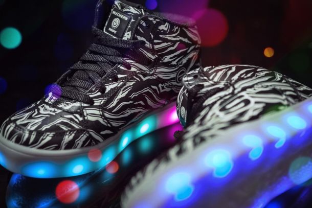 skechers-swipe-lights-4