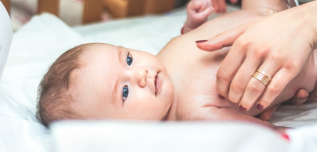 Što učiniti kada je bebina koža suha i gruba?