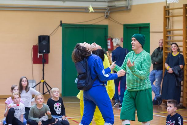 polygon-predstava-premijera-1