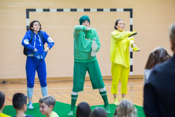 polygon-predstava-premijera-4