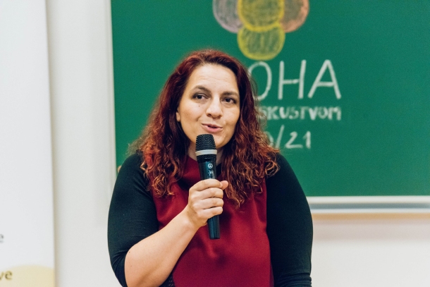 gimnazija Epoha_Jelena_Acman