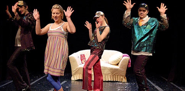 „Debela“ – nova hit predstava Male scene na zahtjev!