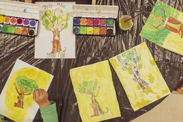 Dijete u vrticu vrtic