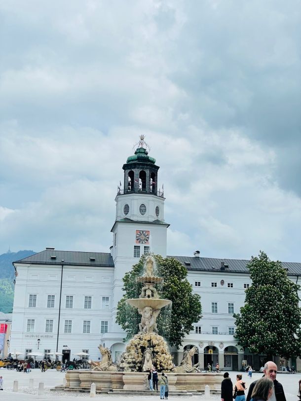 salzburg fontana centar grada