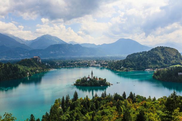 jezero bled slovenija