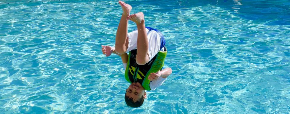 Bonton na  plaži ili bazenu s djecom - mali savjeti za ugodnije ljeto