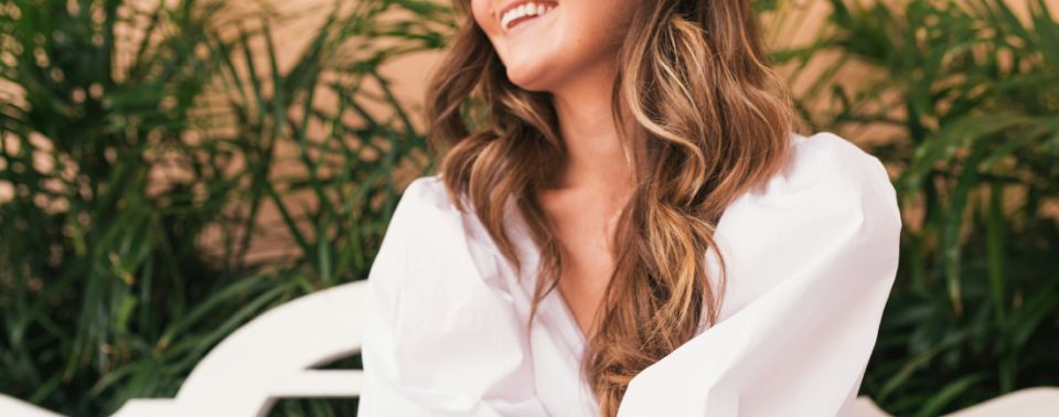 Opadanje kose u vrijeme dojenja: zašto se događa i kada će vaša kosa napokon izgledati kao prije?